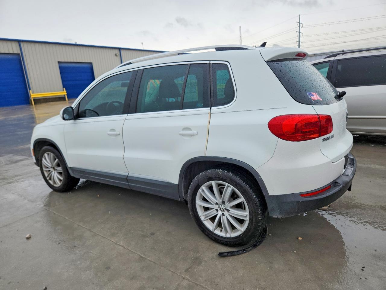 Volkswagen Tiguan S