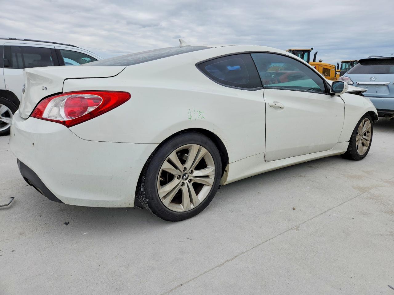 Hyundai Genesis 3.8l
