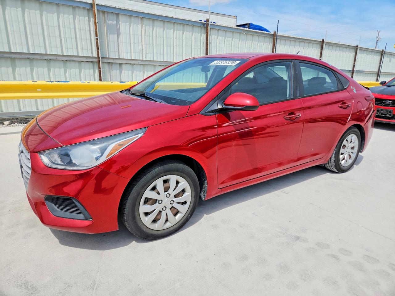 Salvage Hyundai ACCENT Image