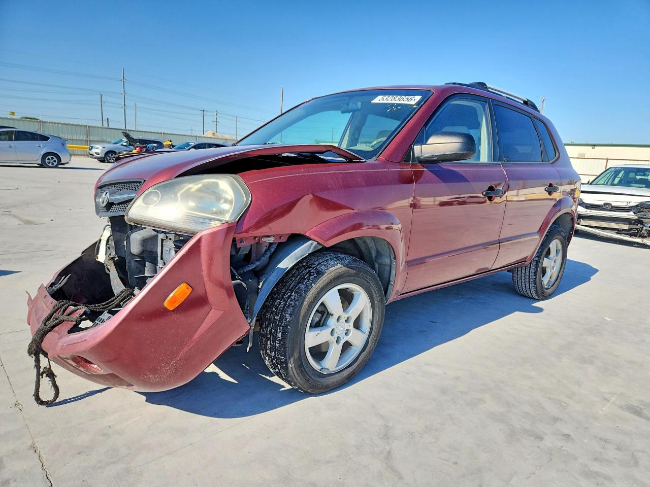 Salvage Hyundai TUCSON Image