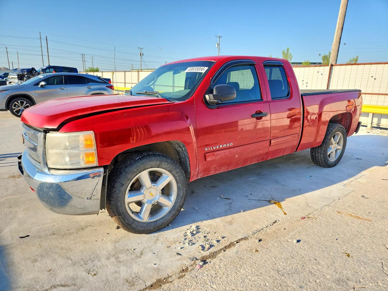 Salvage Chevrolet Silverado Image