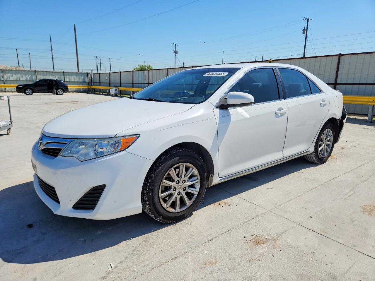 Salvage Toyota Camry Image