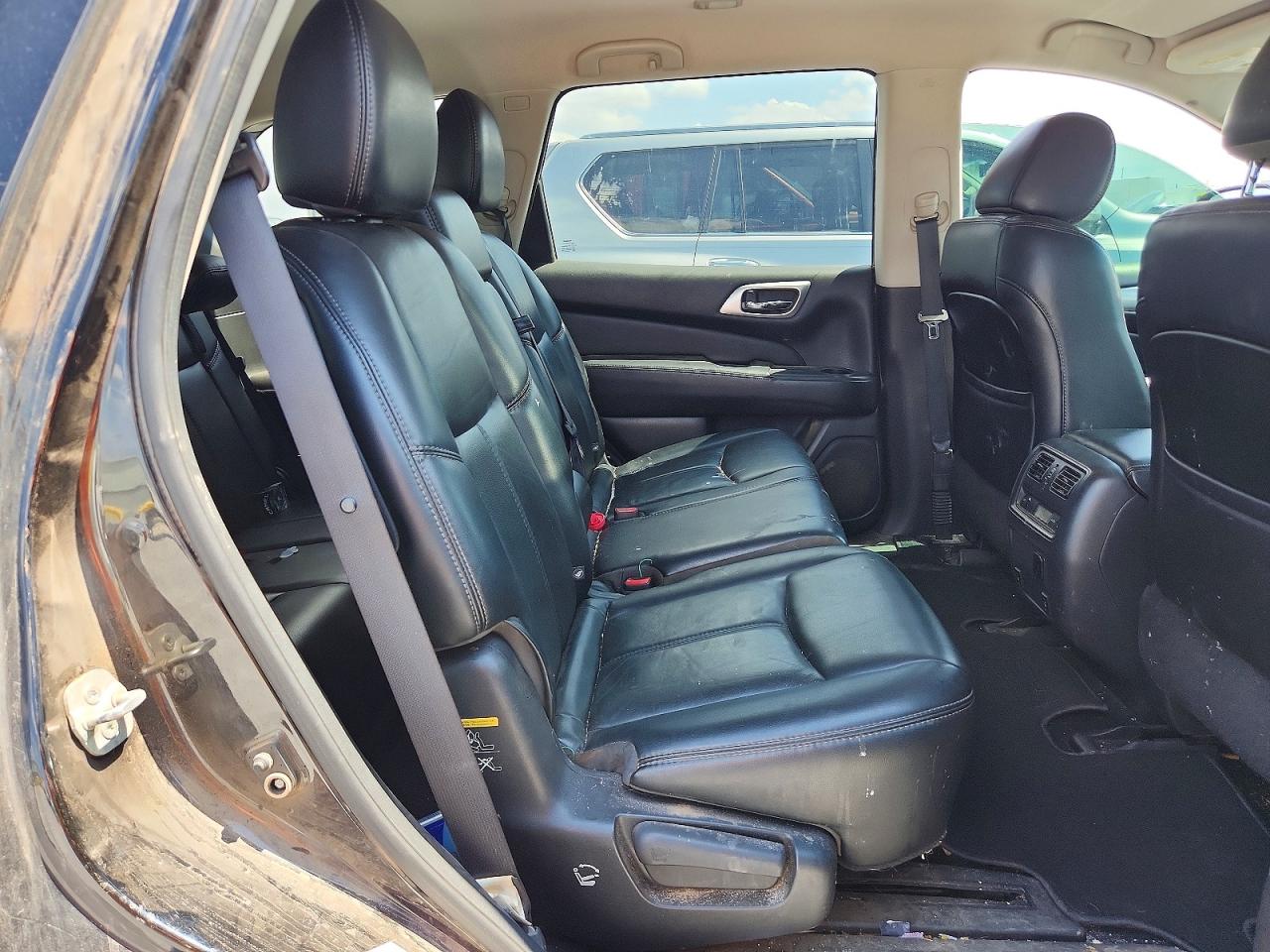 Nissan Pathfinder Sl