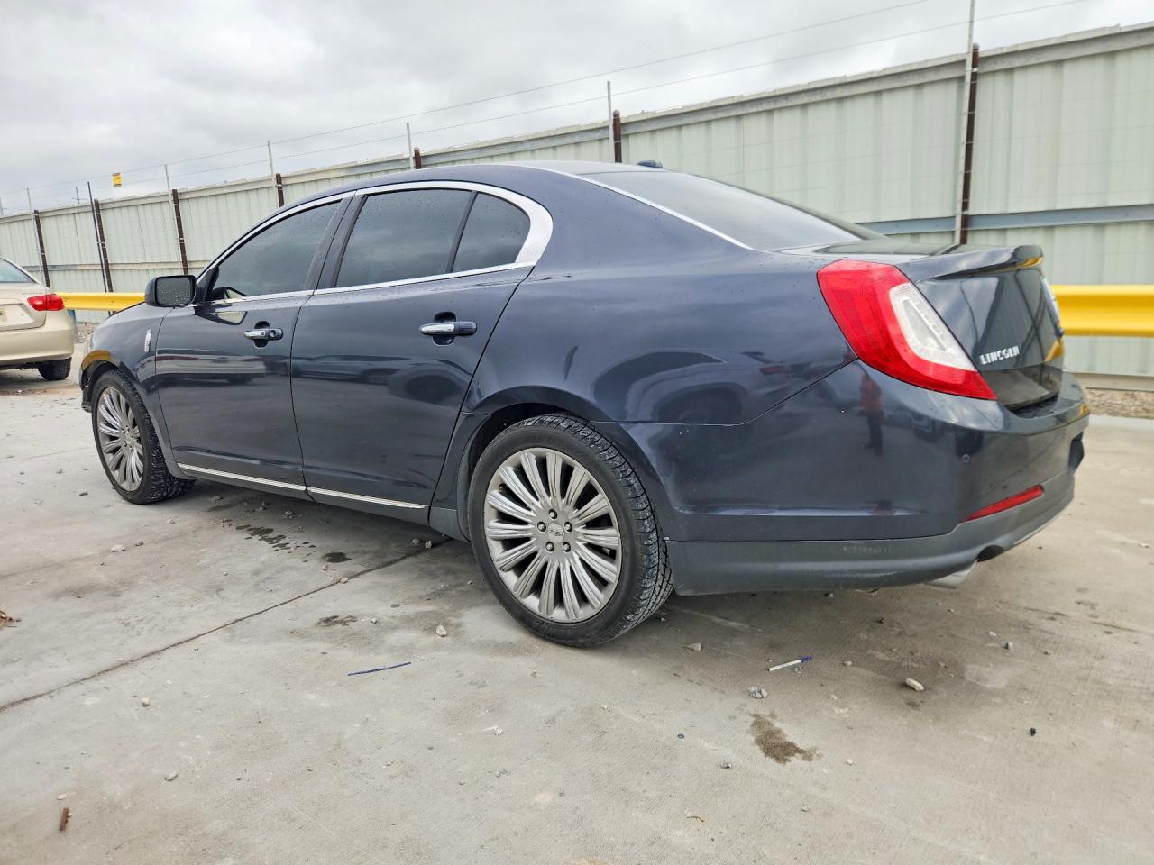 Lincoln MKS