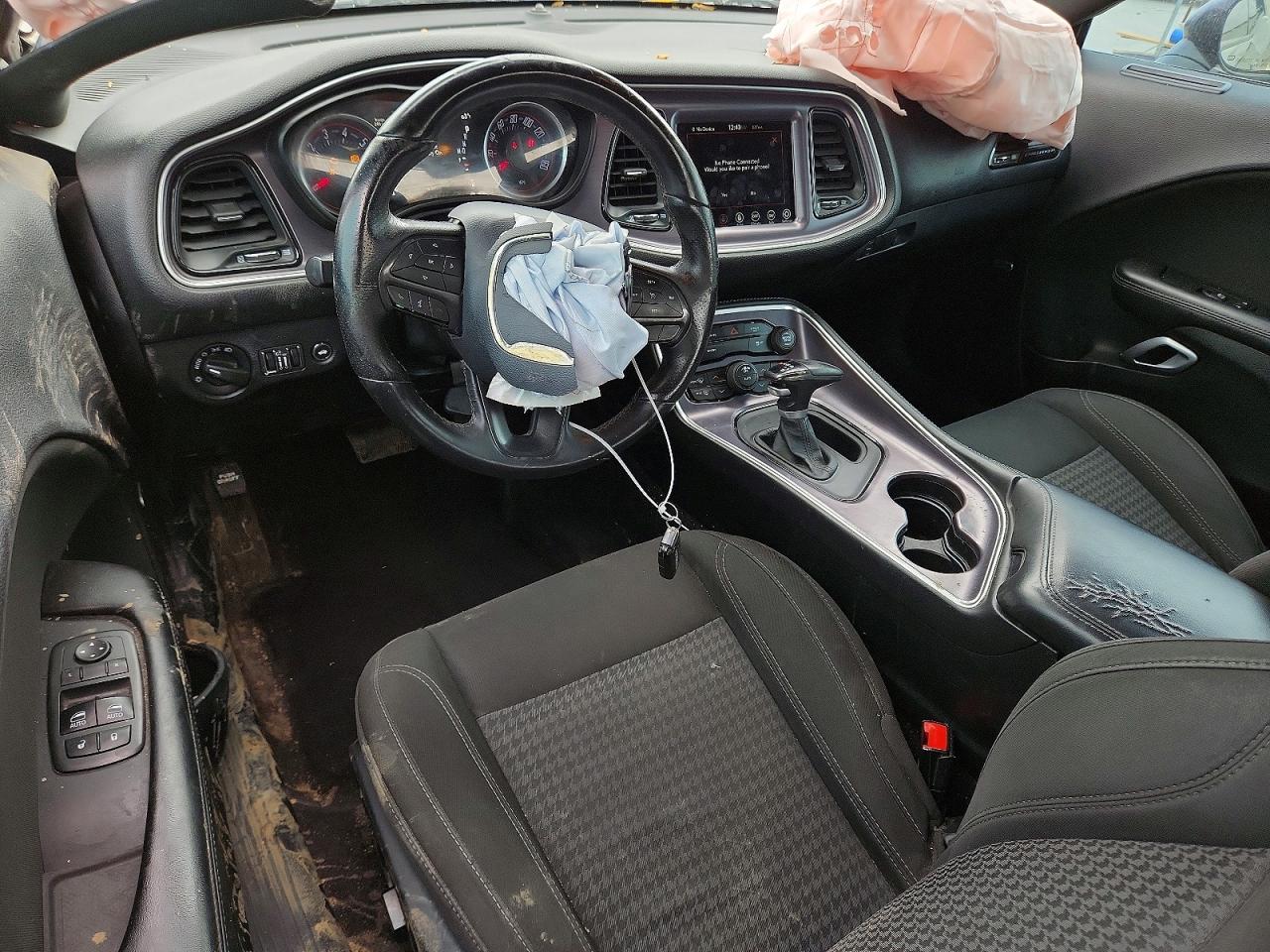 Dodge Challenger Sxt
