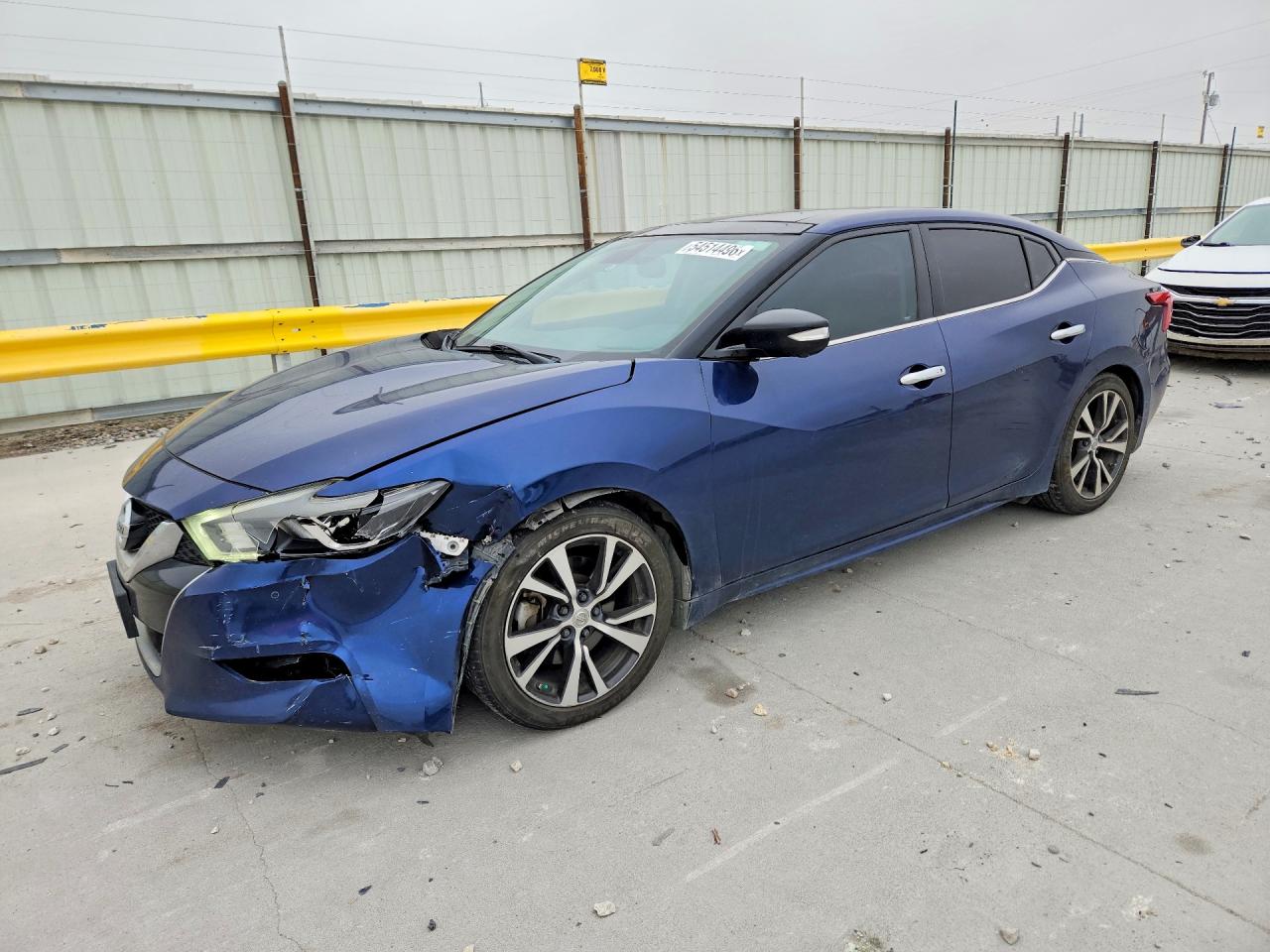 Salvage Nissan Maxima Image