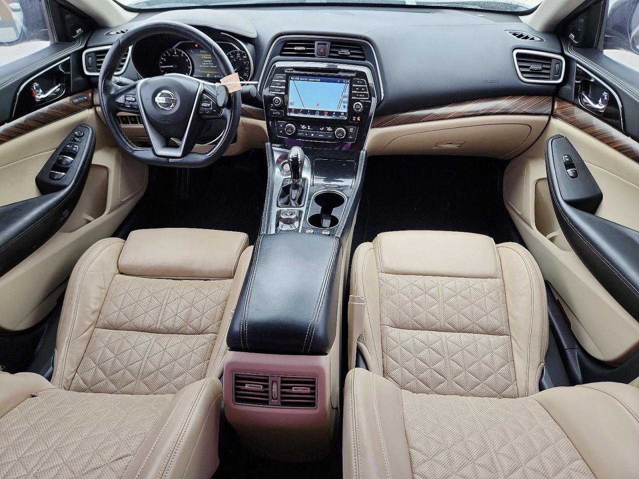 Nissan Maxima Platinum