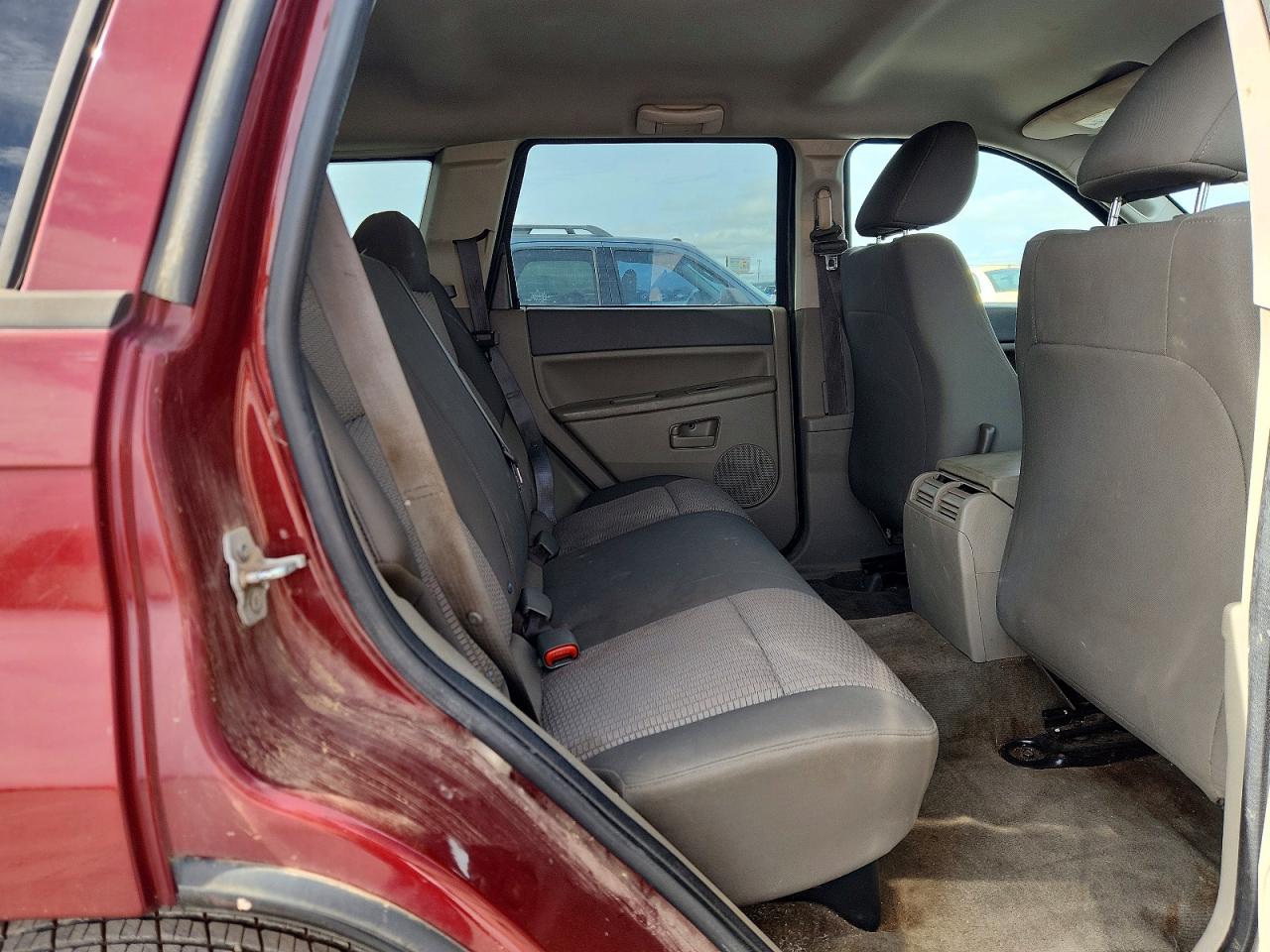 Jeep Grand Cherokee Laredo