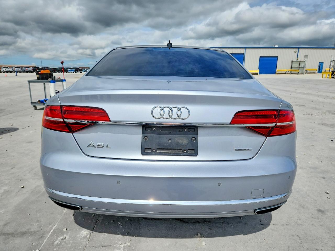 Audi A8 L Quattro