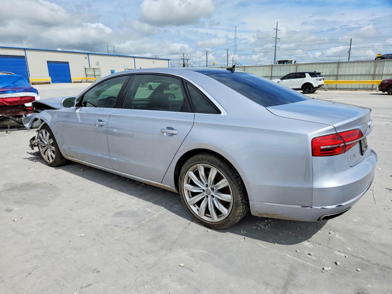 Audi A8 L Quattro