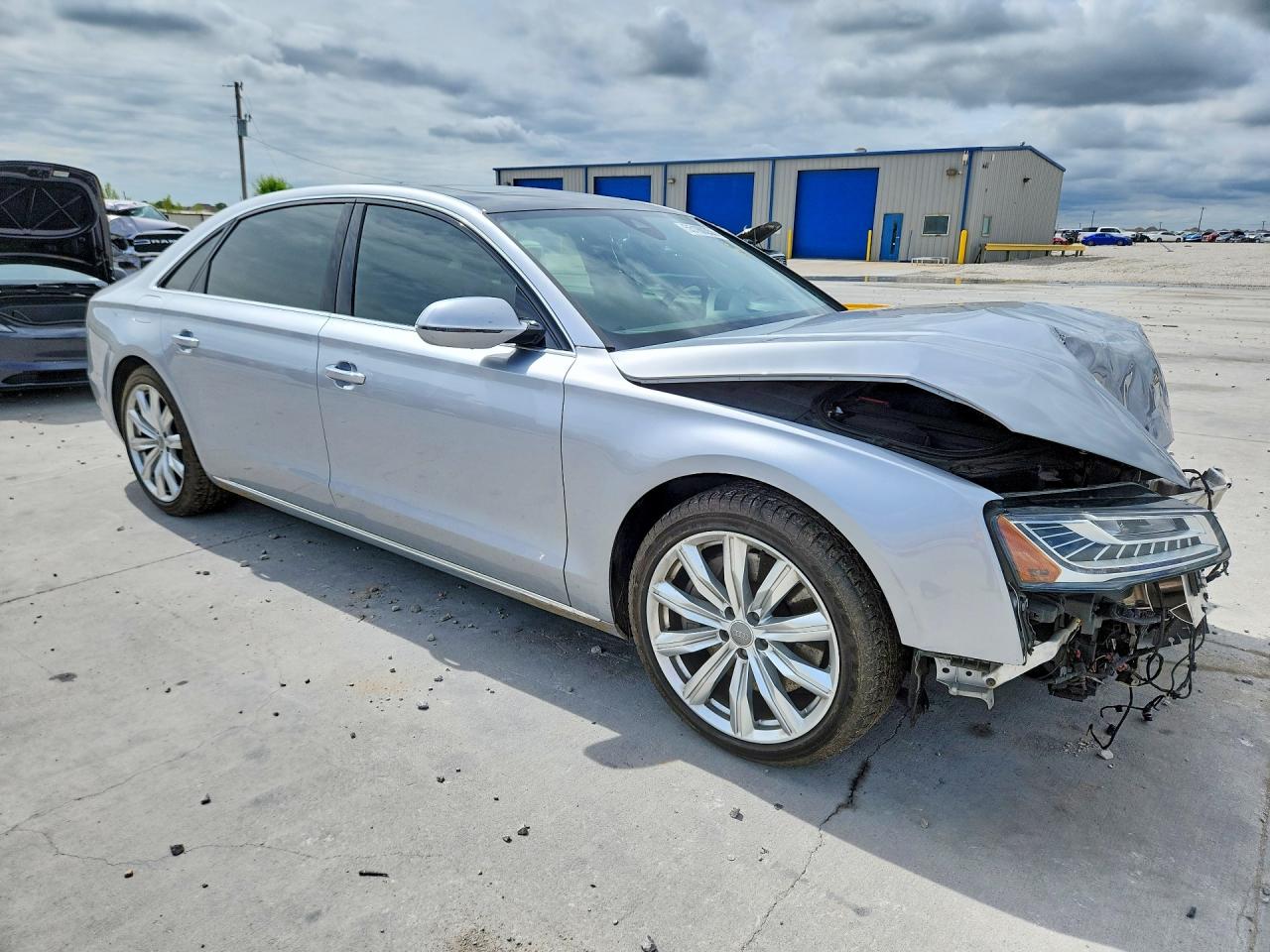 Audi A8 L Quattro