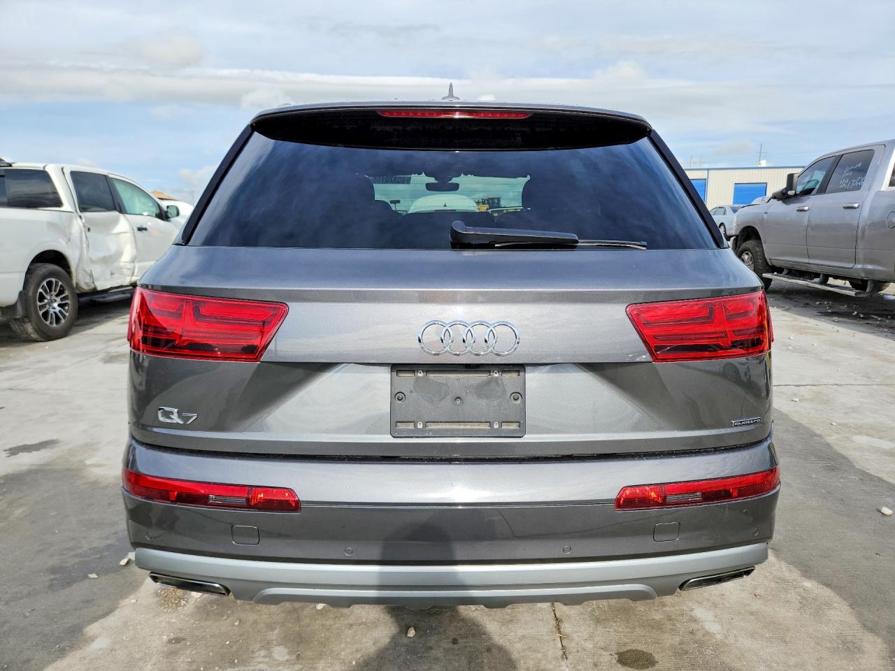 Audi Q7 Premium Plus