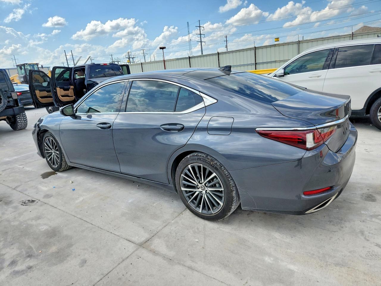Lexus Es Base