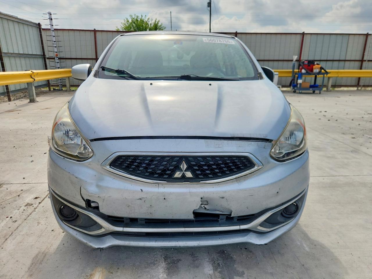 Mitsubishi Mirage Es