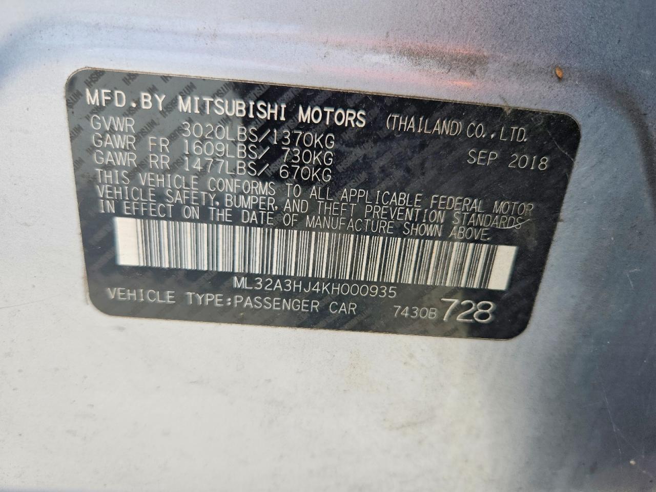 Mitsubishi Mirage Es