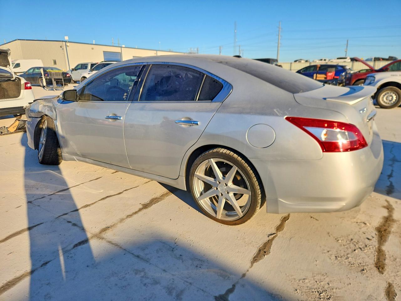 Nissan Maxima S