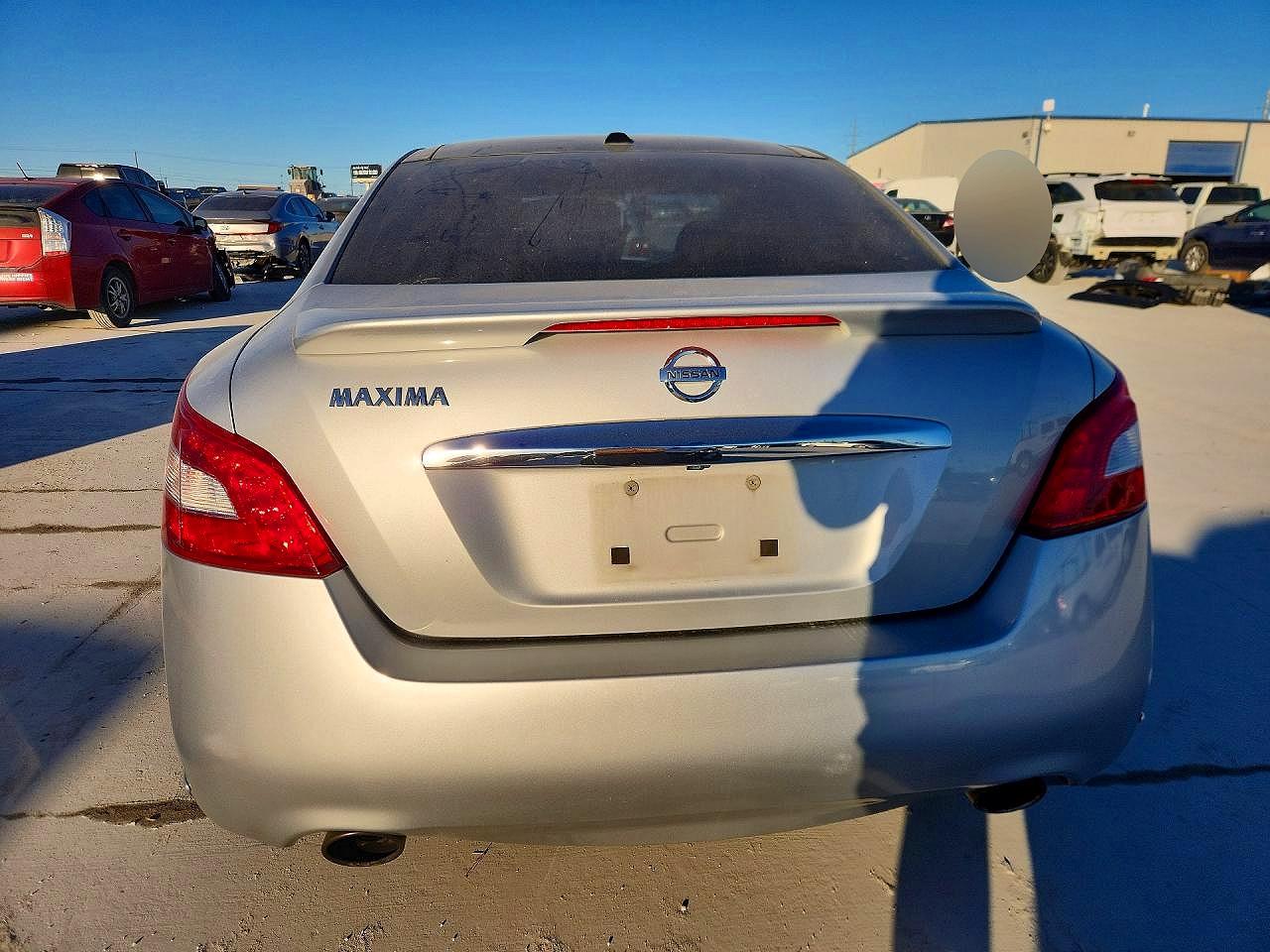 Nissan Maxima S