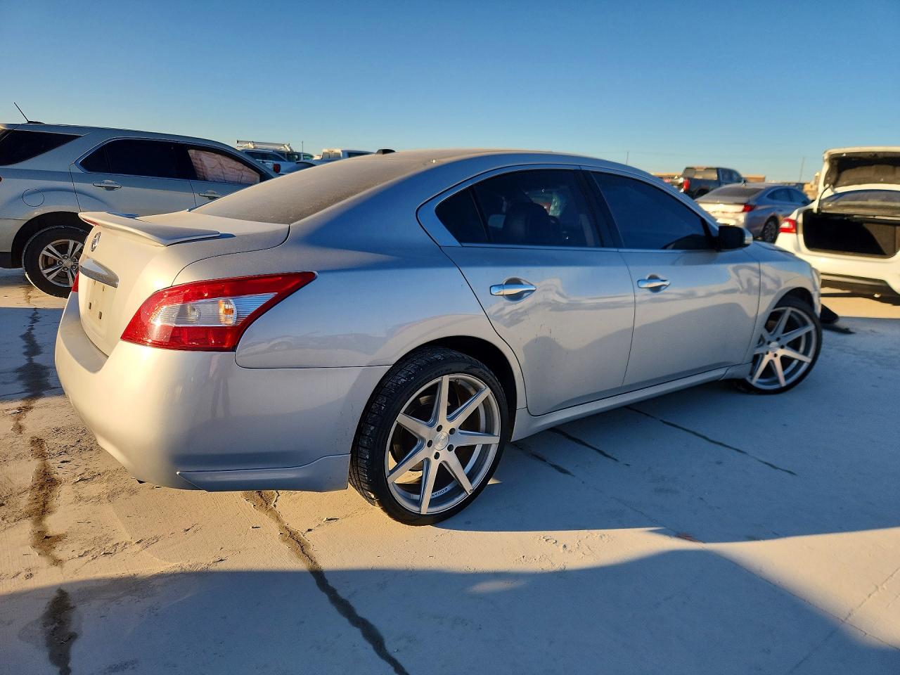 Nissan Maxima S
