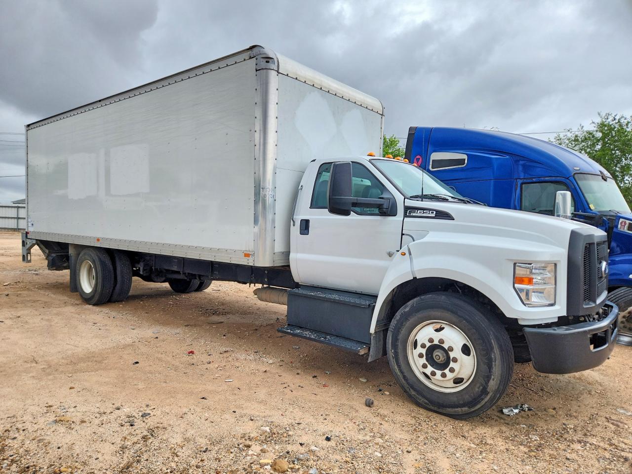 Ford F-650 Super Duty