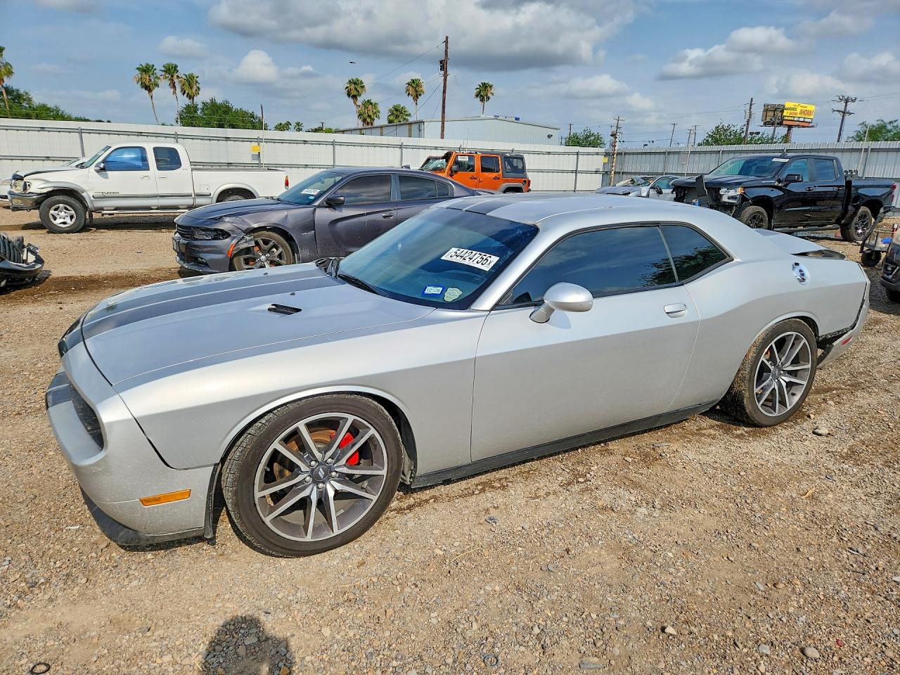Salvage Dodge Challenger Image