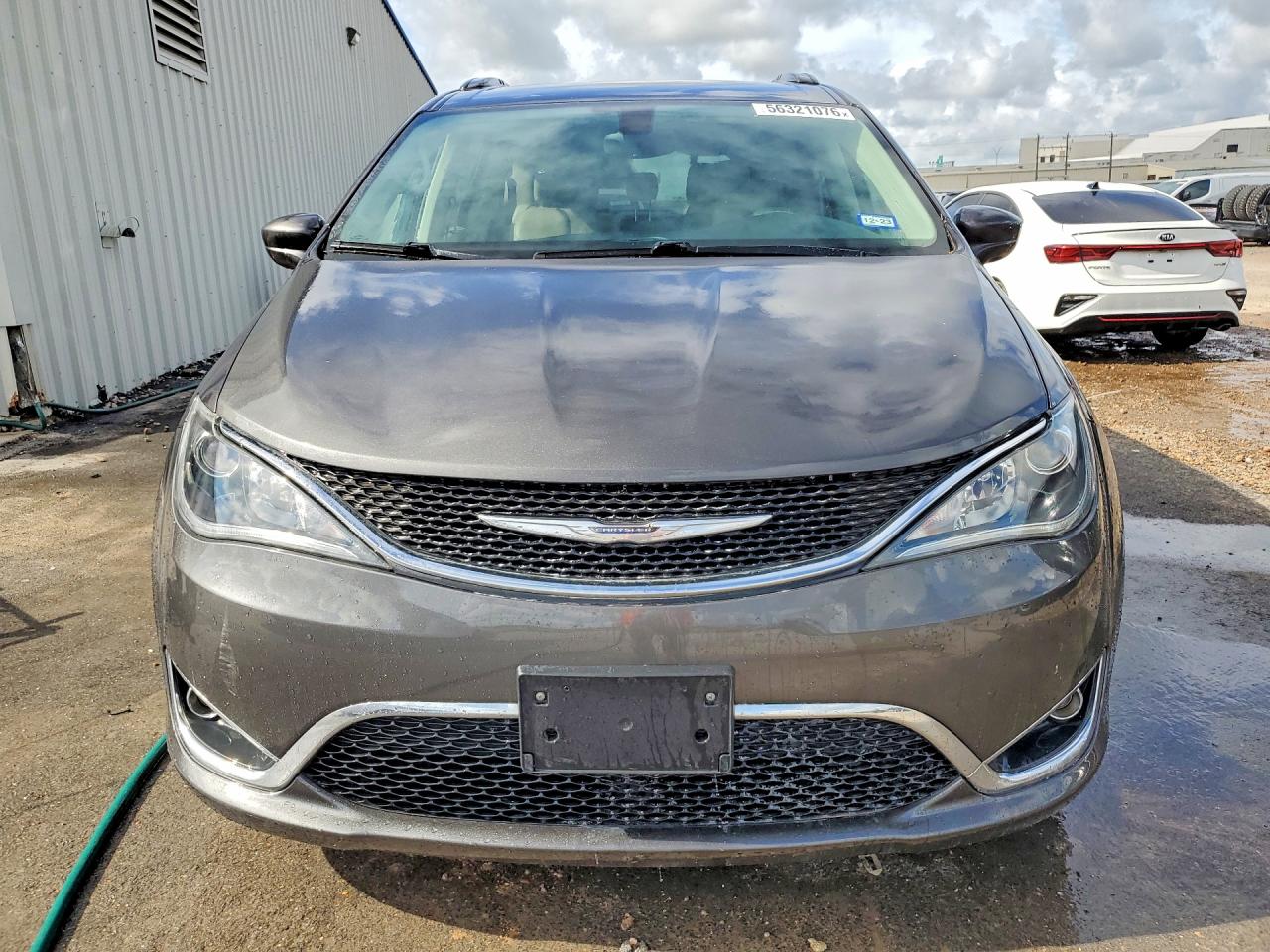 Chrysler Pacifica Touring L