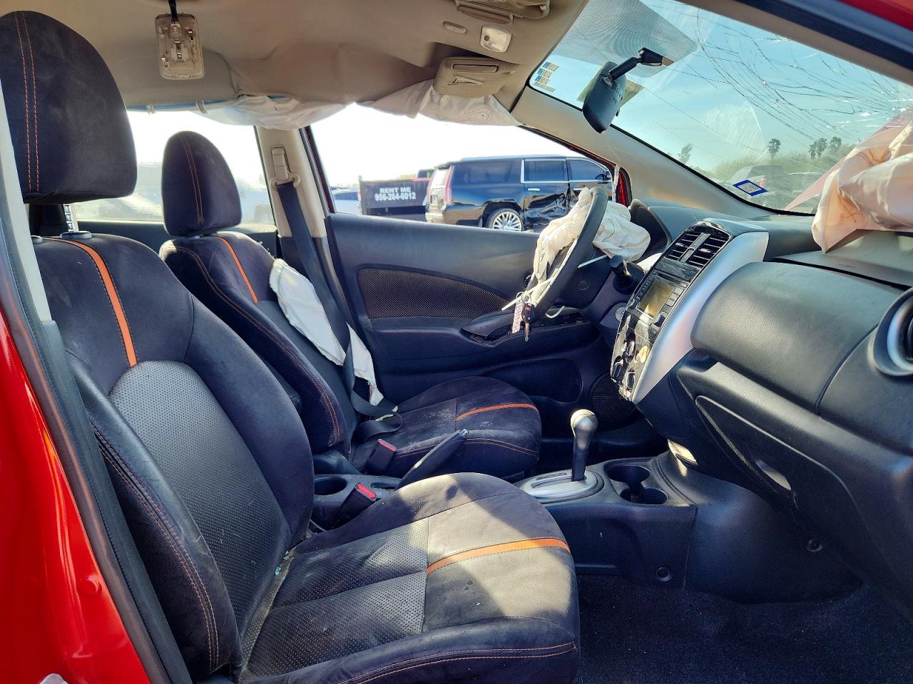 Nissan Versa S