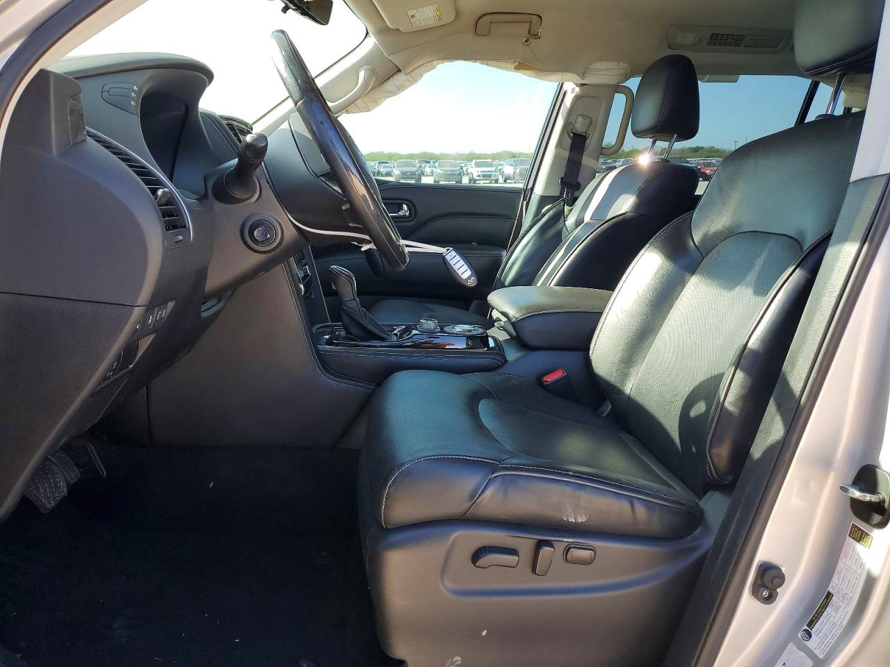 INFINITI Qx Luxe