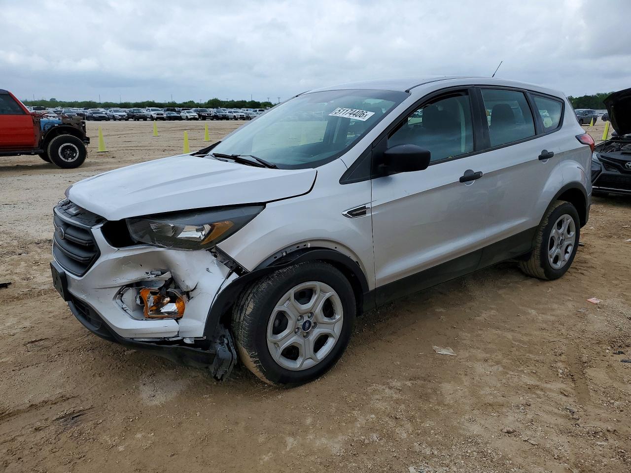Salvage Ford Escape Image
