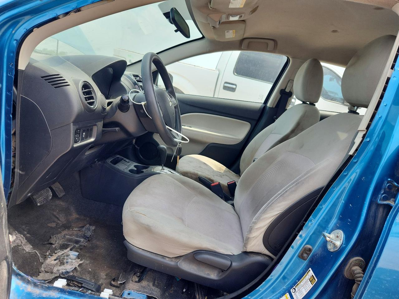 Mitsubishi Mirage G4 Es