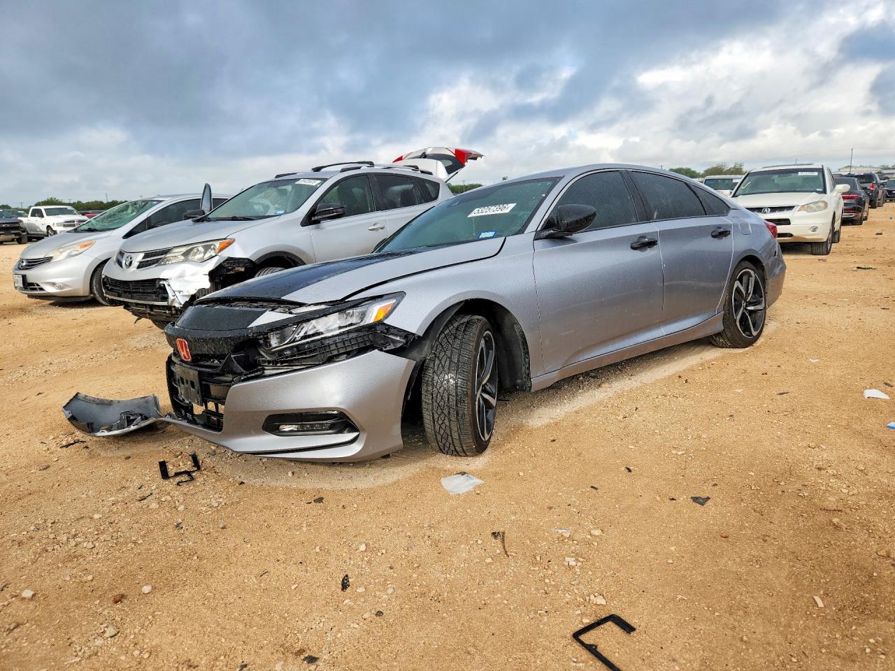 Salvage Honda Accord Image