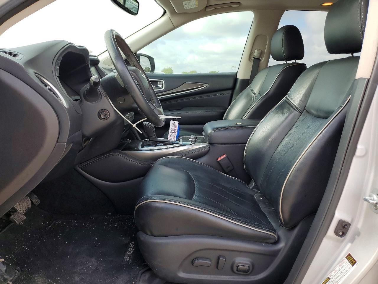 INFINITI Qx Base