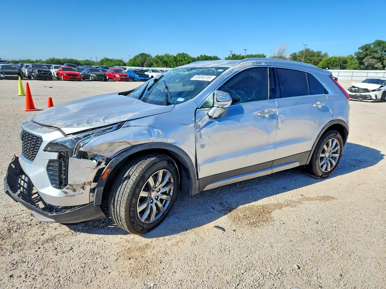 Salvage Cadillac XT4 Image