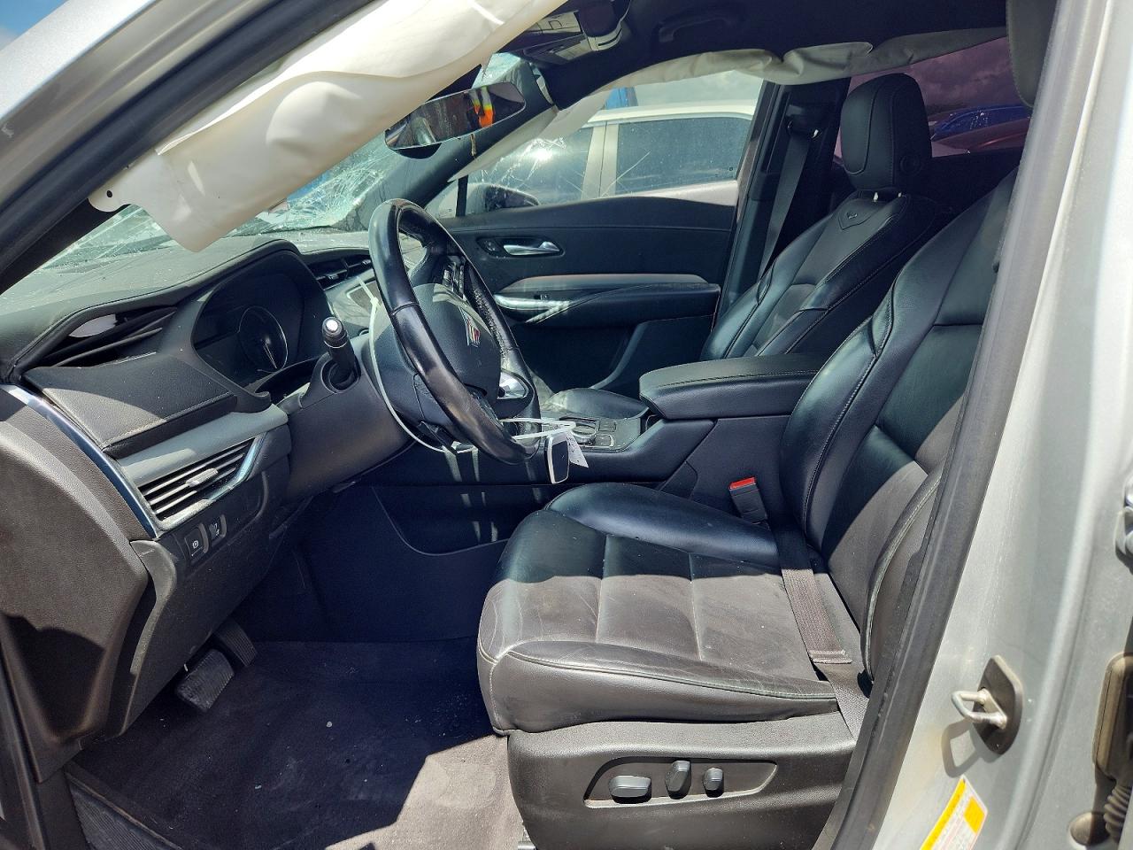 Cadillac XT4 Premium Luxury