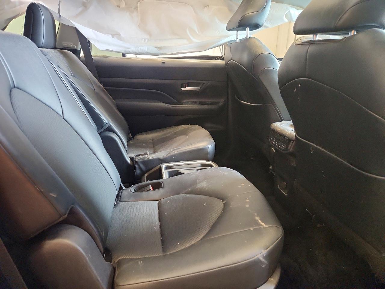 Toyota Grand Highlander Xle