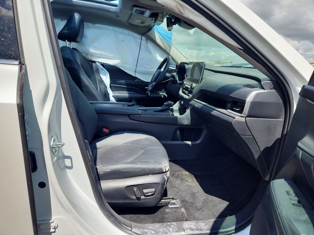 Toyota Grand Highlander Xle