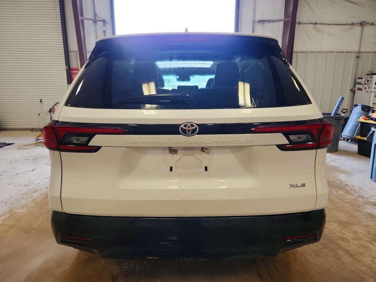 Toyota Grand Highlander Xle