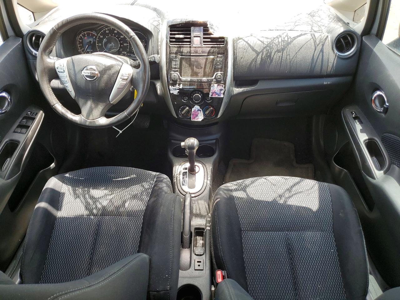 Nissan Versa Sv
