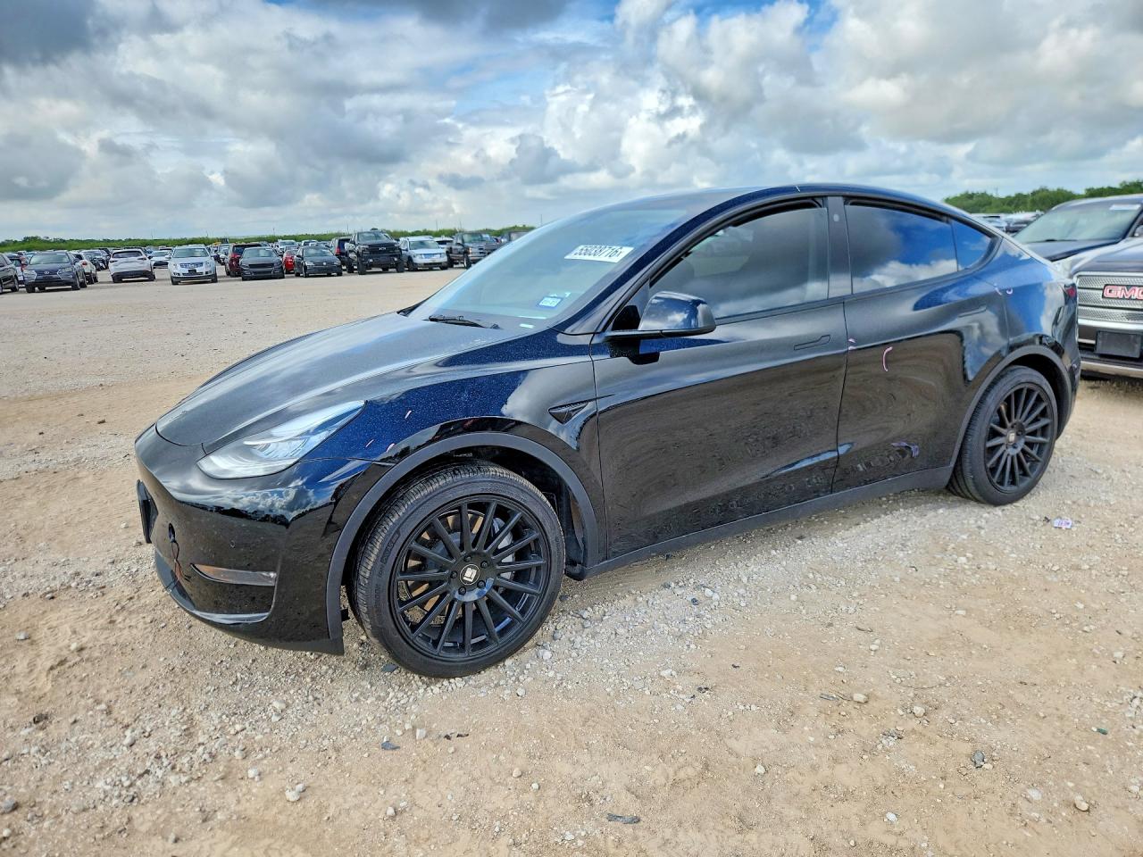 Salvage Tesla Model Y Image