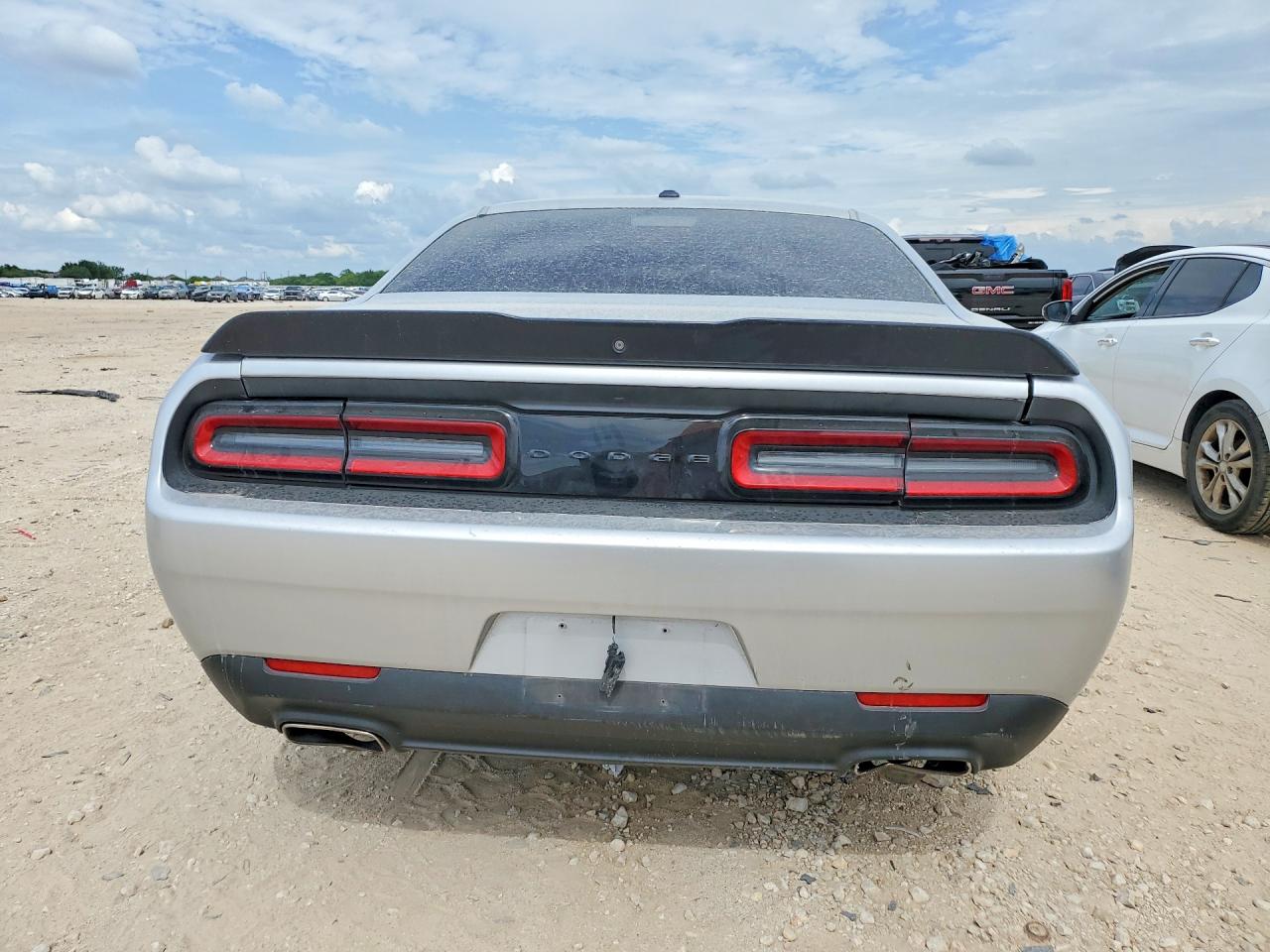 Dodge Challenger Sxt