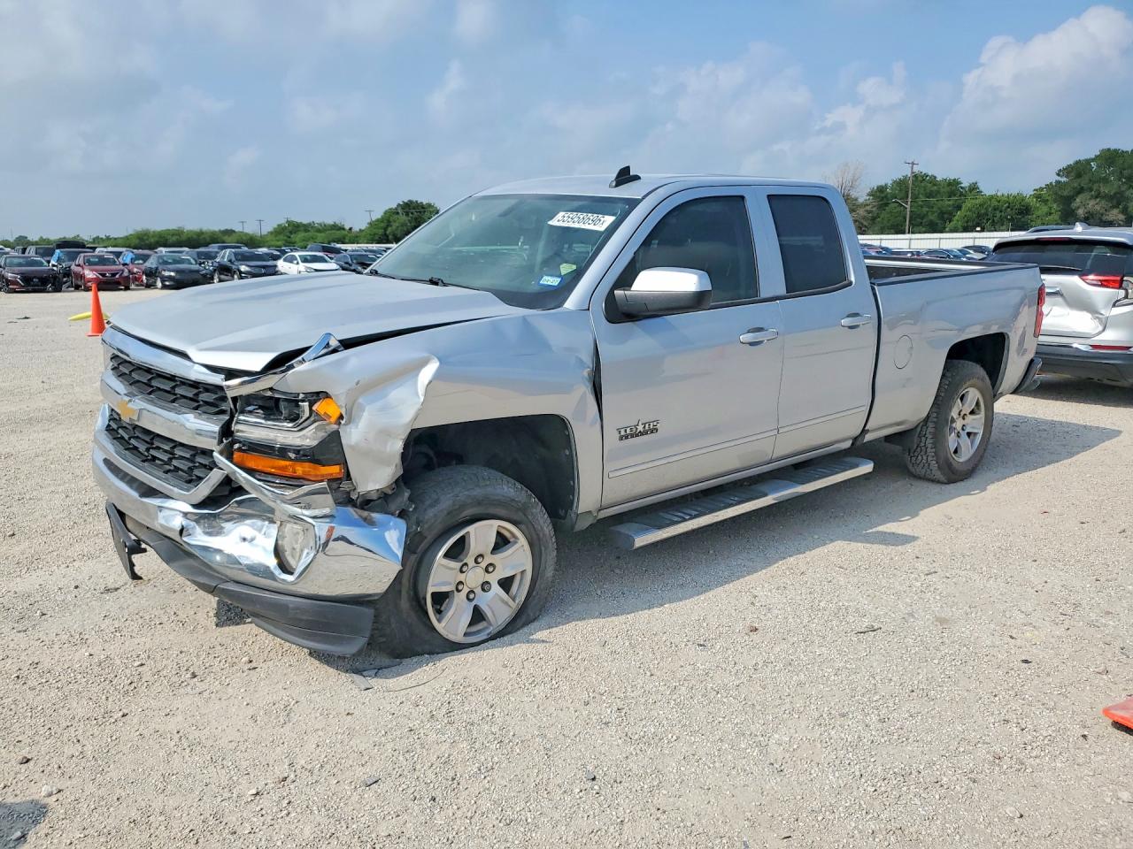 Salvage Chevrolet Silverado Image