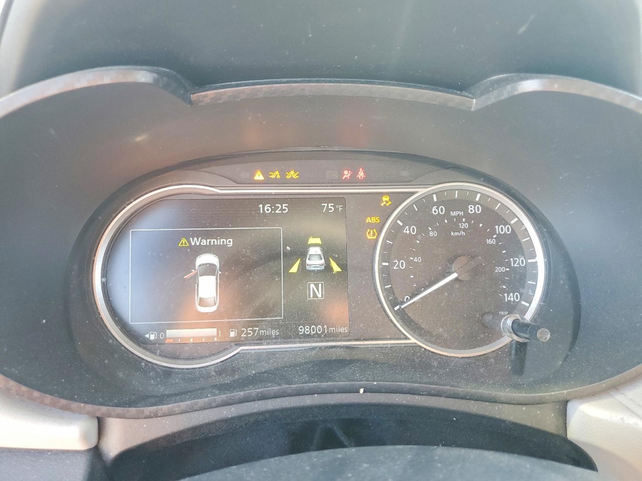 Nissan Versa Sv