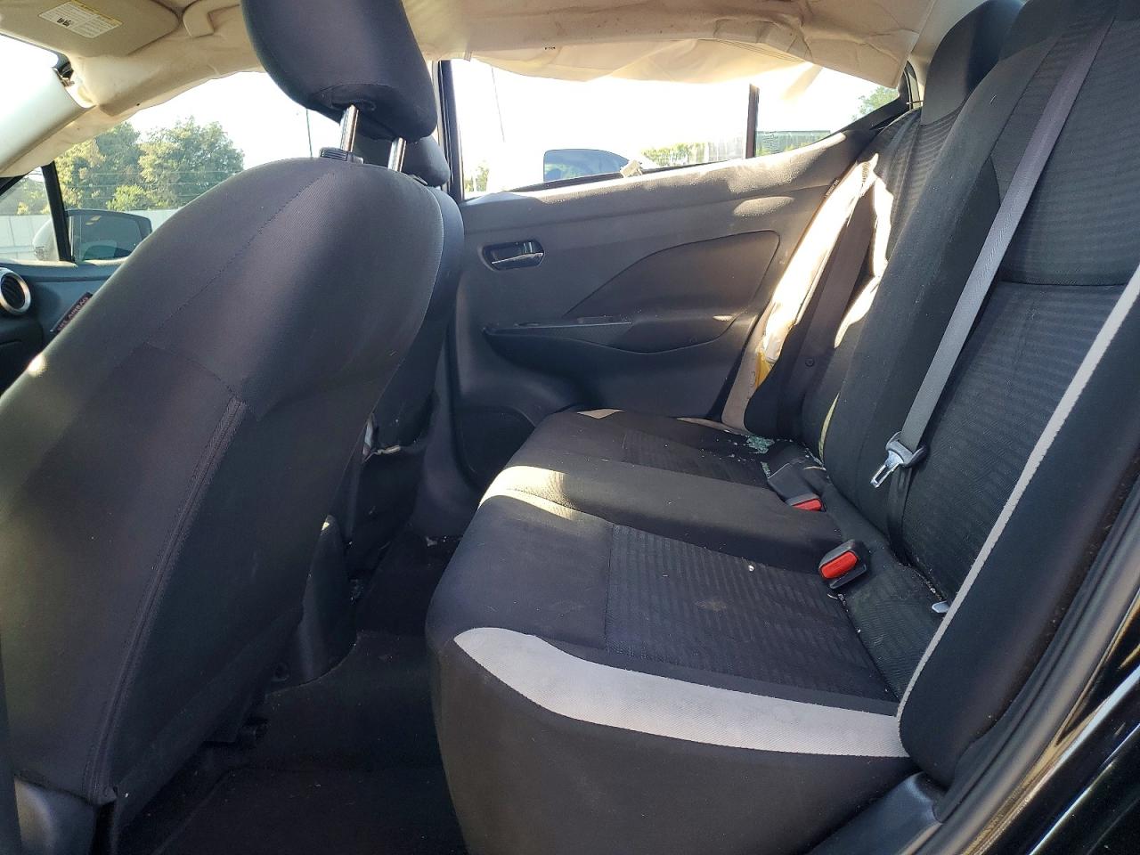 Nissan Versa Sv