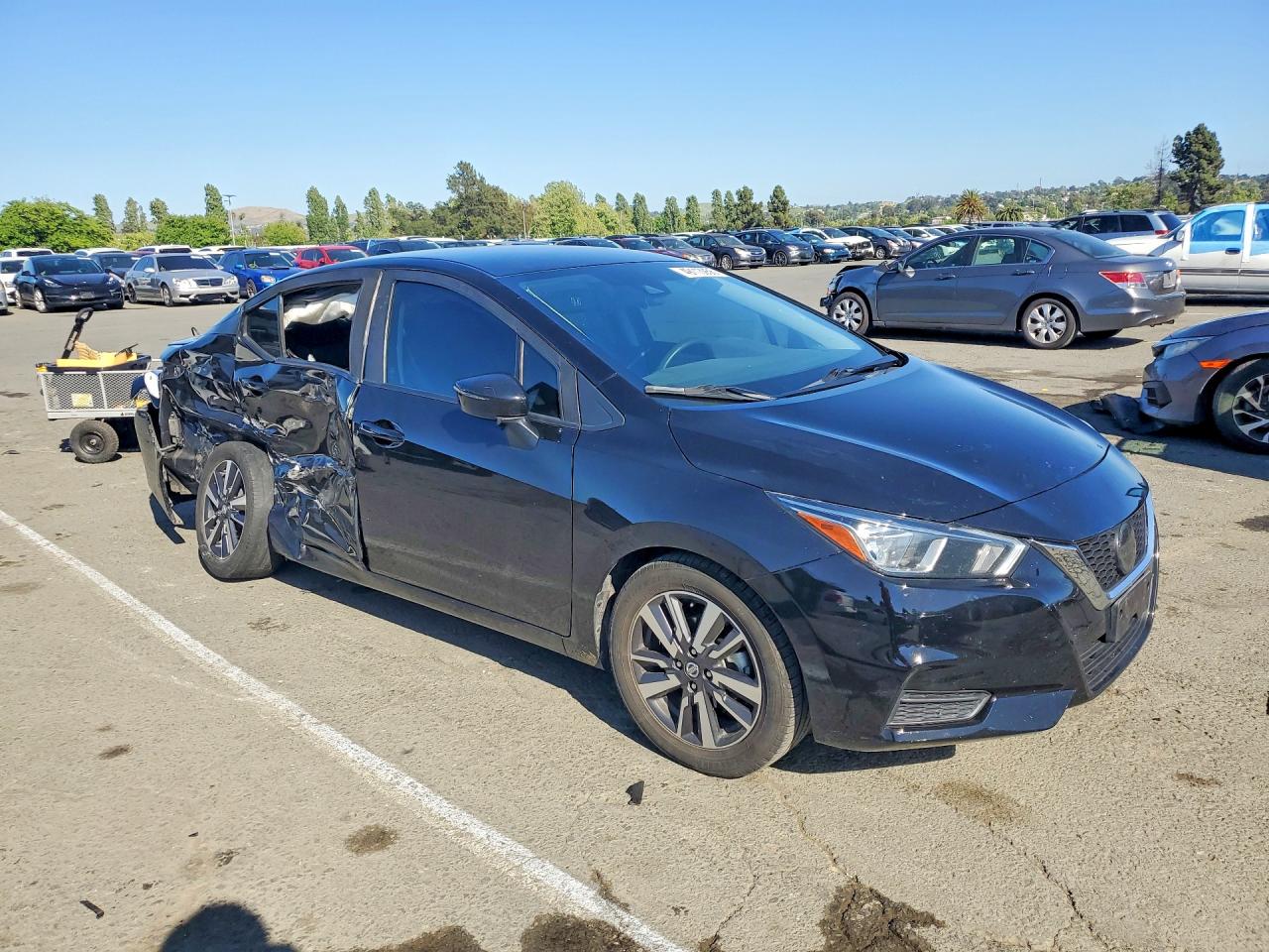 Nissan Versa Sv