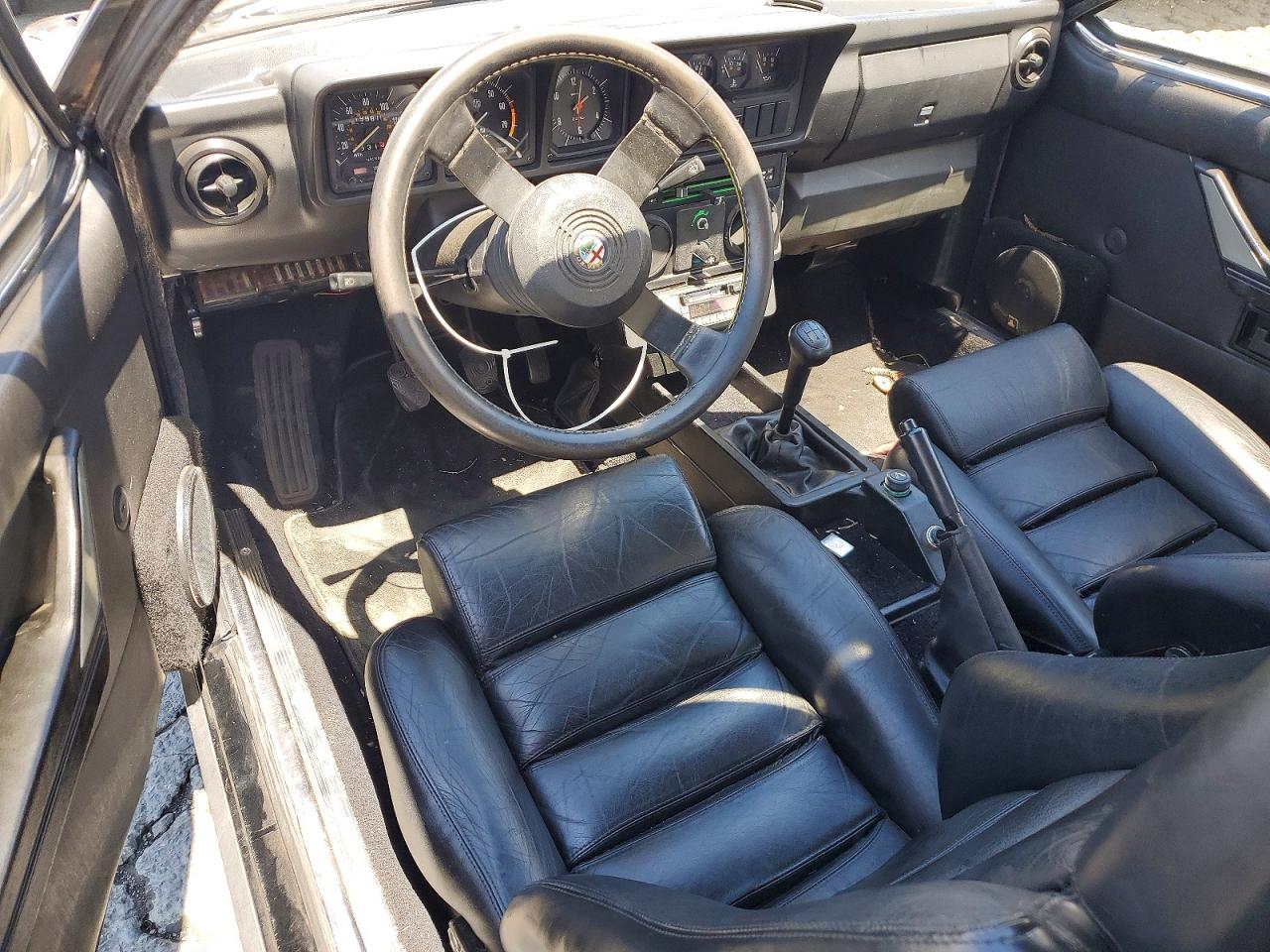 Alfa Romeo GT V6 2.5