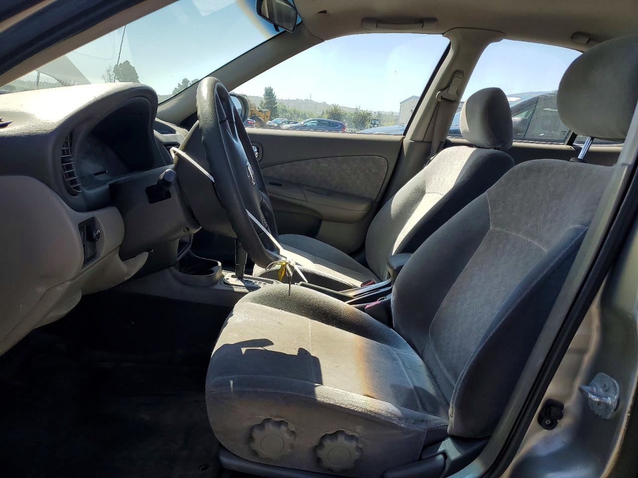 Nissan Sentra Xe