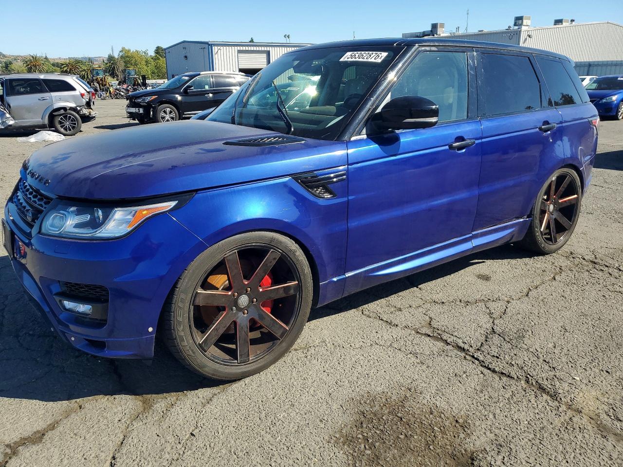 Salvage Land Rover Range Rover Image