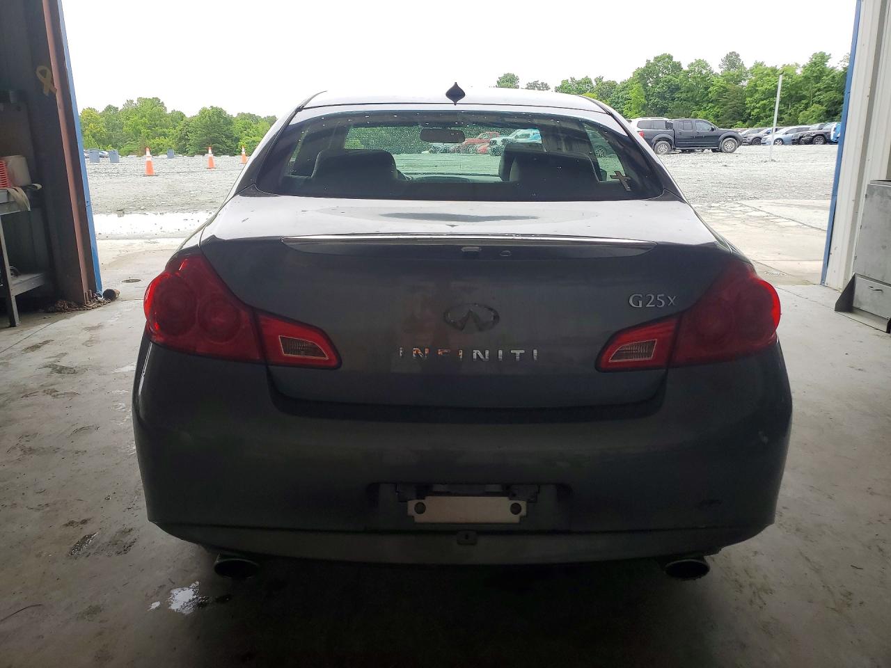 INFINITI G25 X