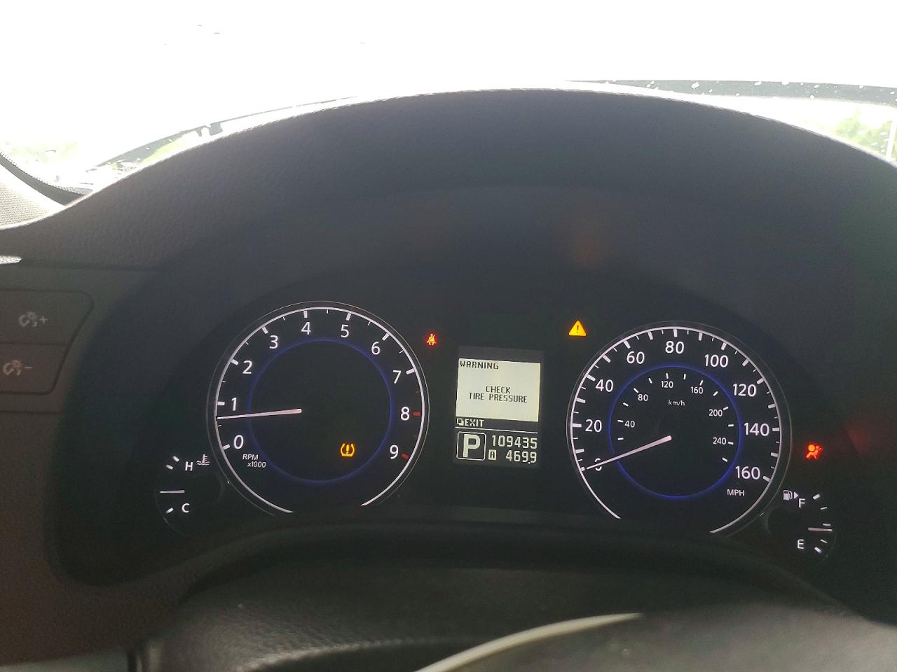 INFINITI G25 X