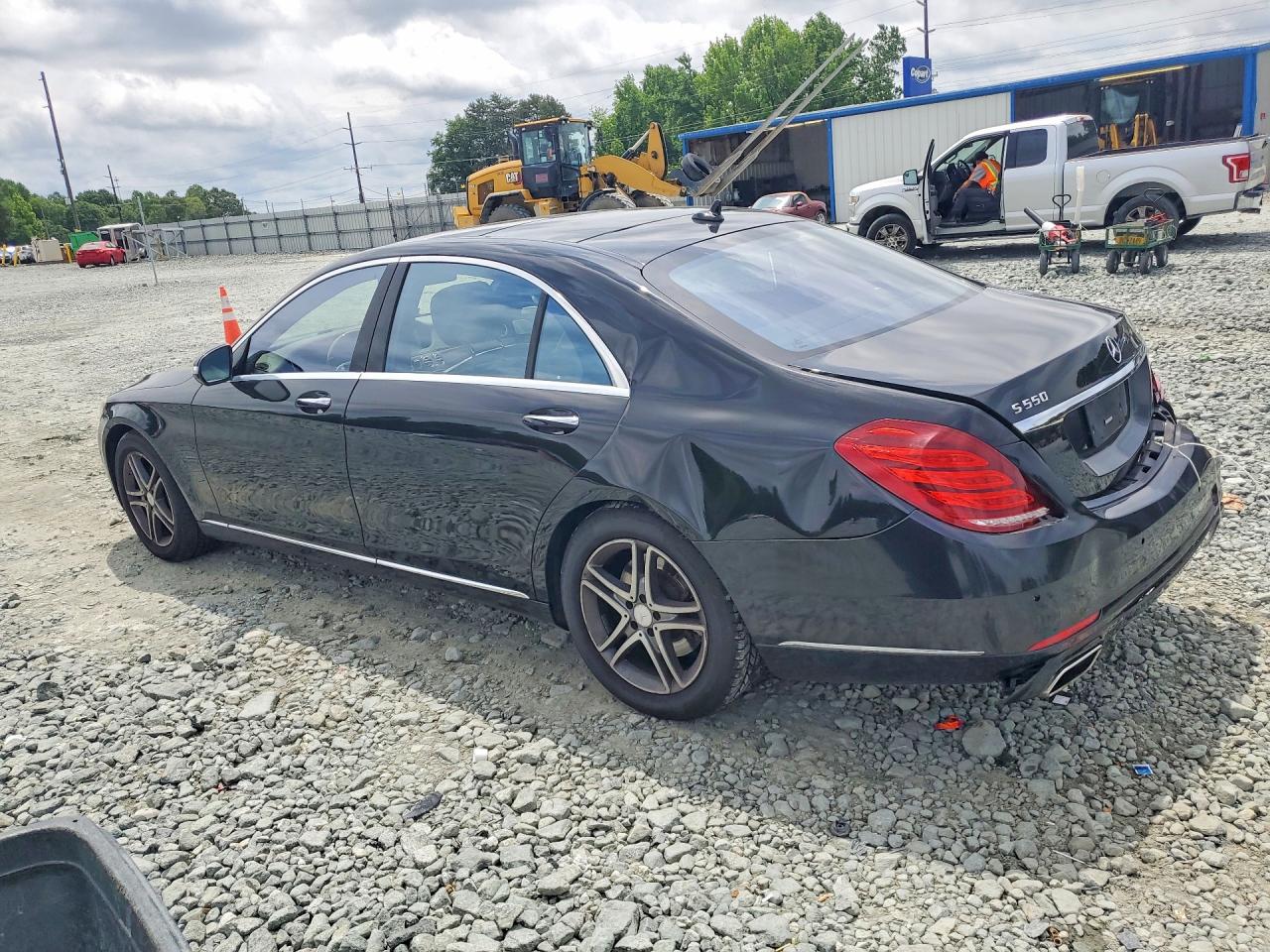 Mercedes-Benz S-Class 550 4matic