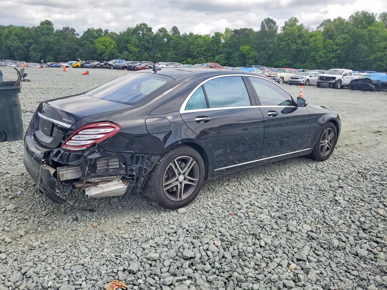 Mercedes-Benz S-Class 550 4matic
